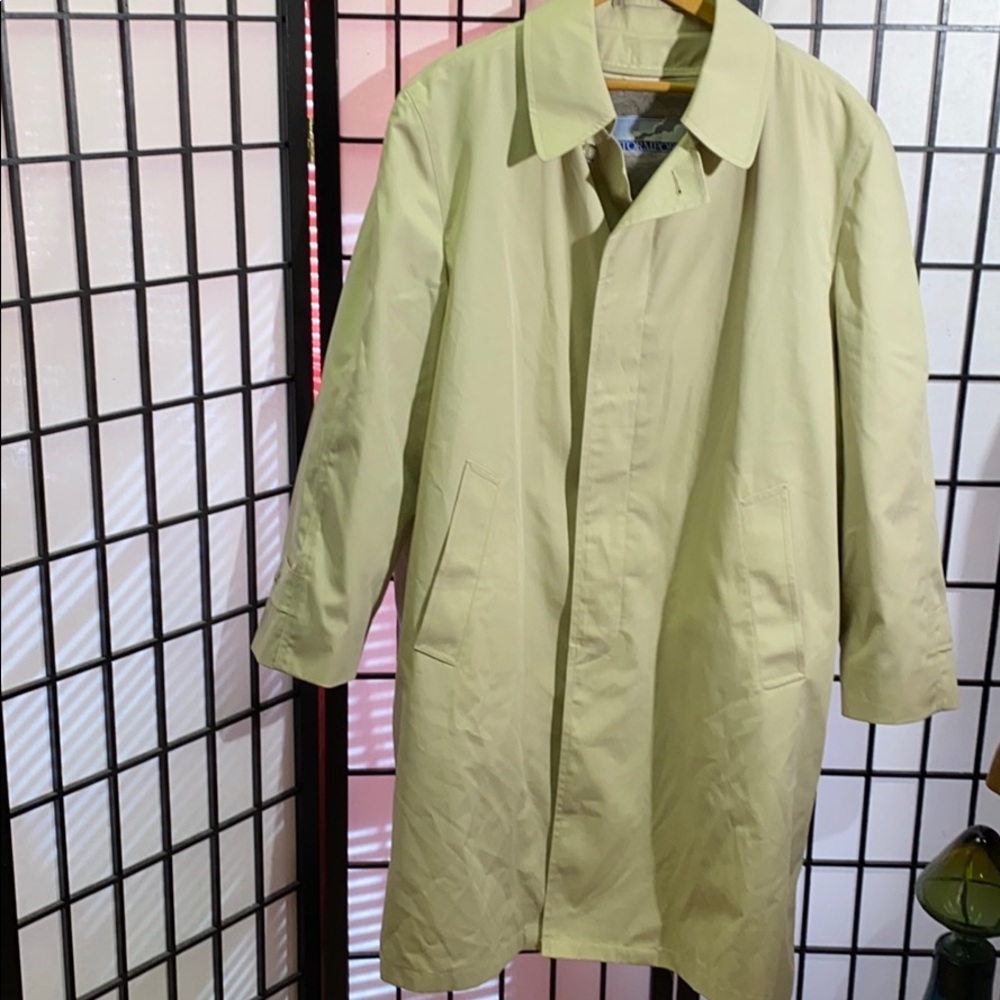 EUC Stormport trench coat 42S Zip Out Lining